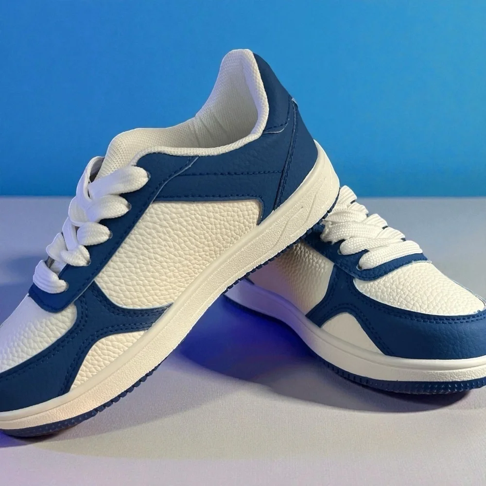 Danskin New in Box Girls Plank G Blue/White Sneakers SIZE 13